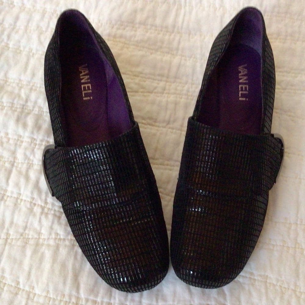 Vaneli Meder shoes, 7.5 - Picture 9 of 10
